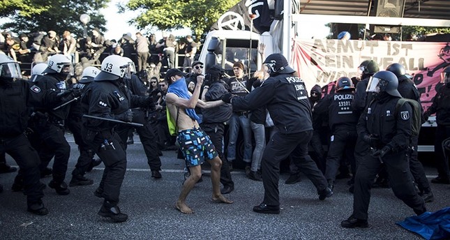 Politiegeweld G20: onderste steen moet boven