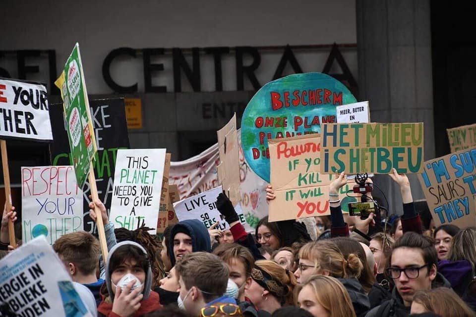 In staking voor het klimaat: De jeugd toont de weg