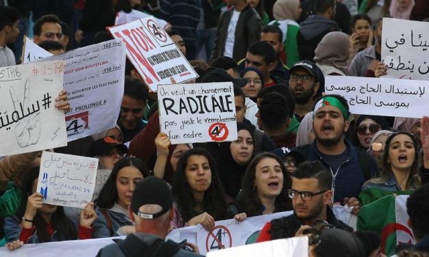 Algerije: de uitdagingen van de overgang