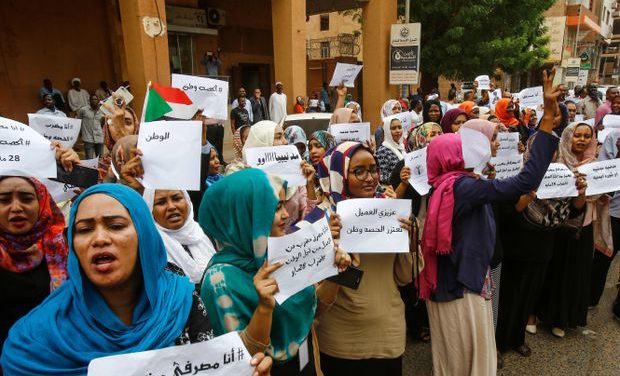 De Soedanese revolutie heeft veel vijanden