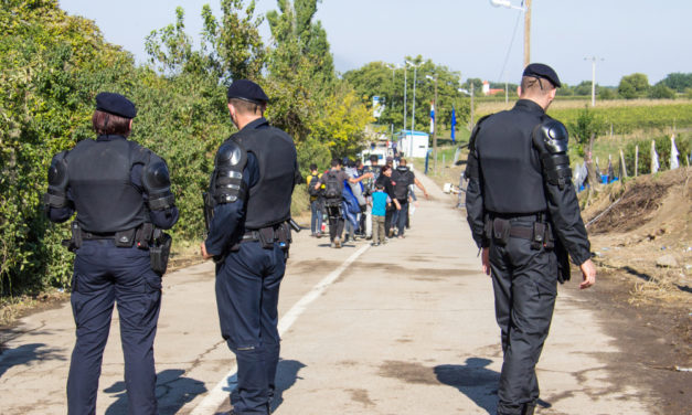 EU zwijgt over misselijkmakende taferelen aan de Kroatische grens