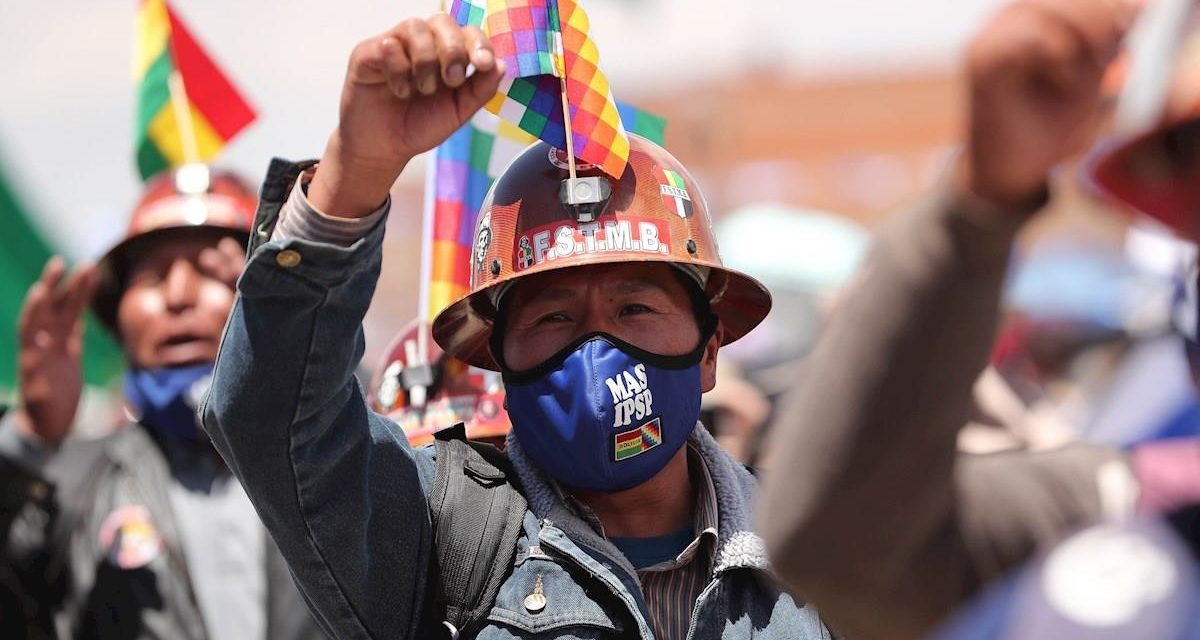 Alle macht aan de volkeren van Bolivia