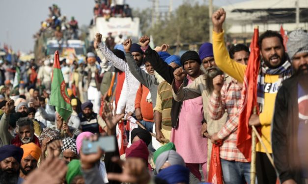 Links en de strijd van de Indiase boerenbeweging