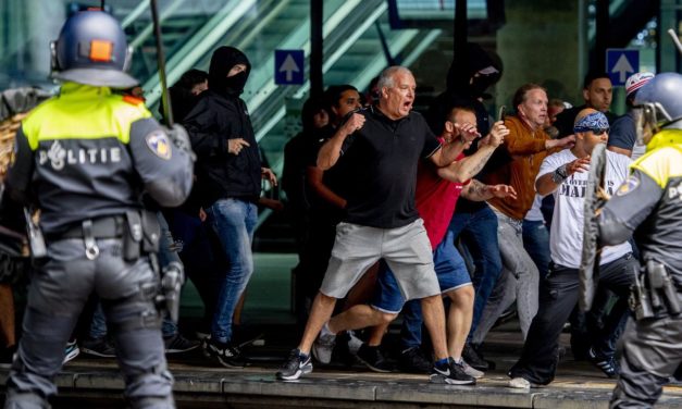 Over de rellen in Nederland