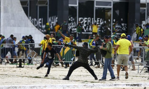 Het Braziliaanse Capitool: confrontatie met de fascisten, geen wapenstilstand of amnestie