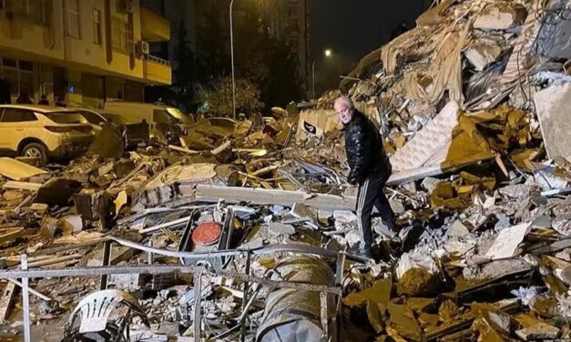 De aardbeving in Turkije en Syrië