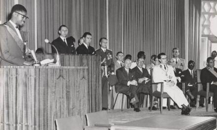 Het originele exemplaar van Lumumba’s toespraak uit 1960 teruggevonden: interview met Gertjan Desmet